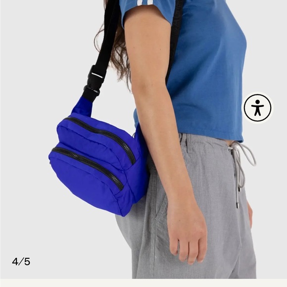 Baggu Coral Pink Belt Bag - Picture 5 of 6